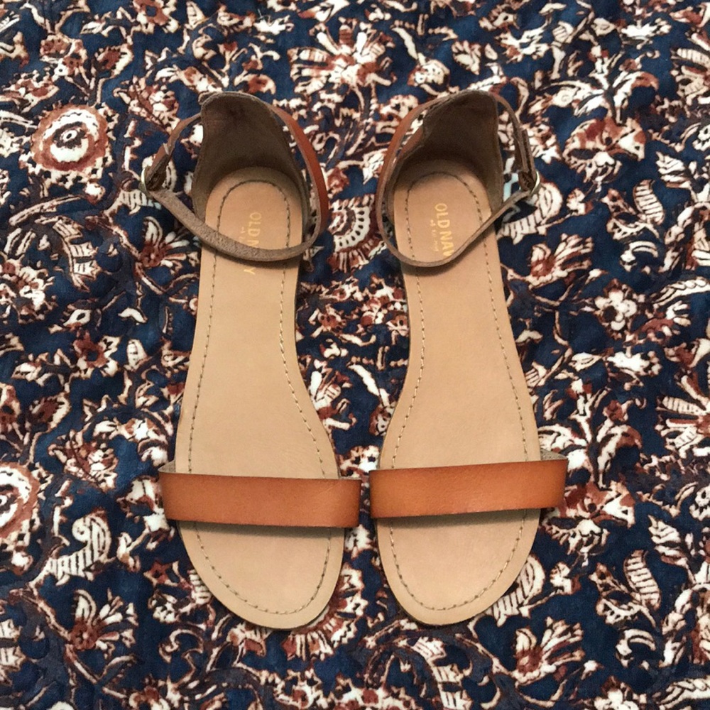 NWOT Old Navy Brown Sandals